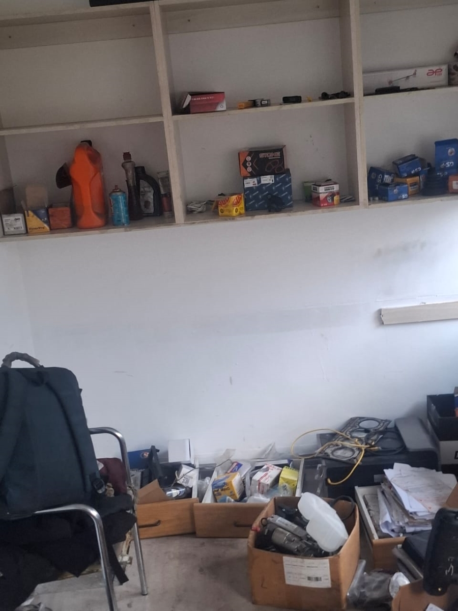  Bedroom Property for Sale in Killarney Industria Western Cape